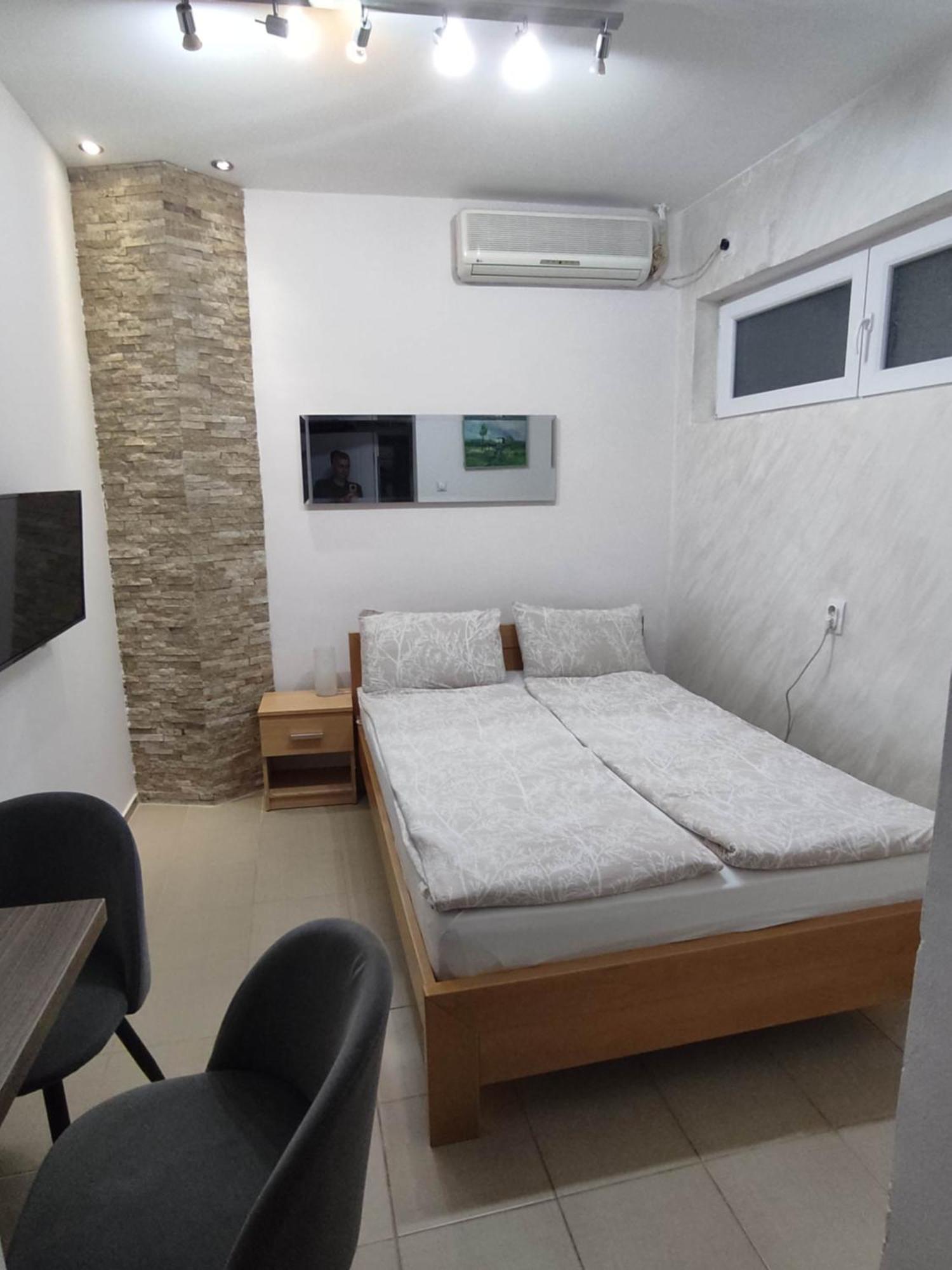Apartments Sofija Ni Eksteriør bilde